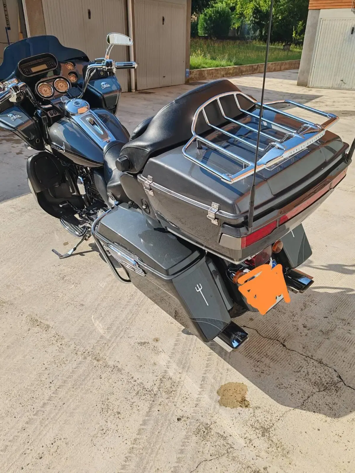 Harley-Davidson 1800 Road Glide Ultra (2011 - 12) - FLTRUSE (7)