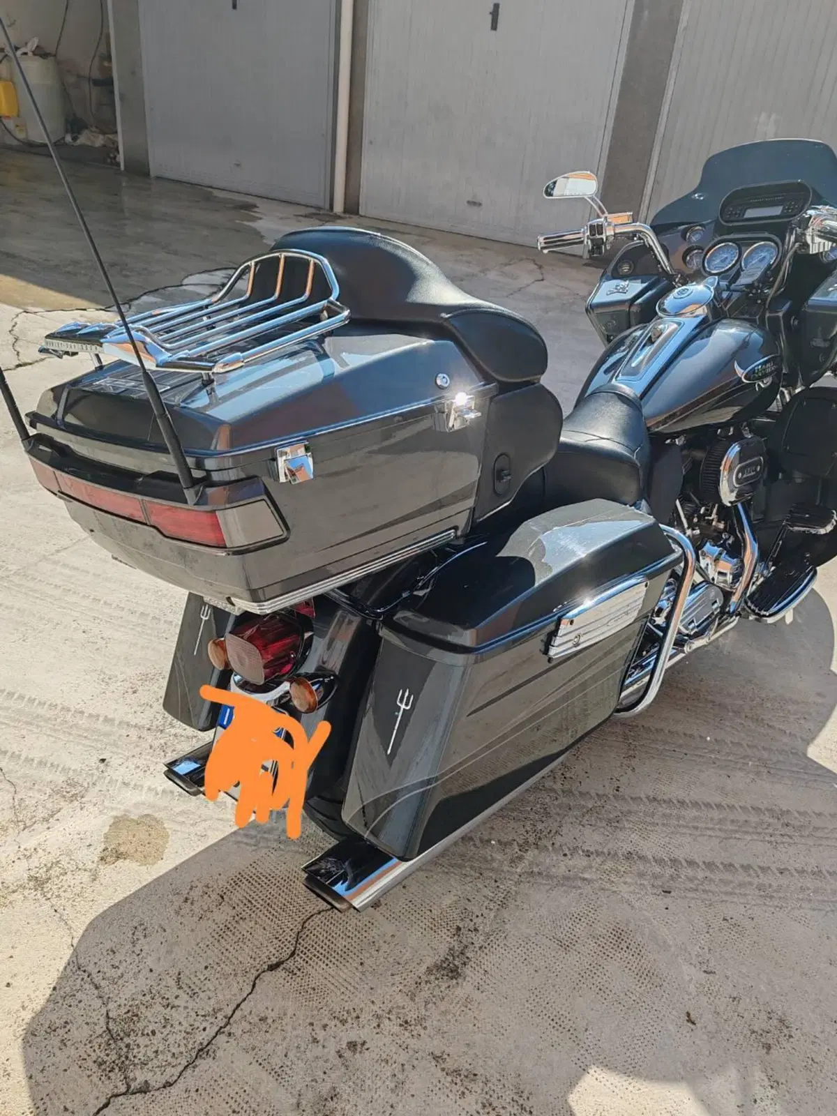 Harley-Davidson 1800 Road Glide Ultra (2011 - 12) - FLTRUSE (8)