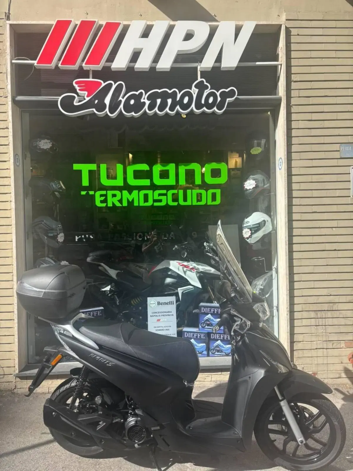 Kymco People 200i S (2021 - 26) (2)