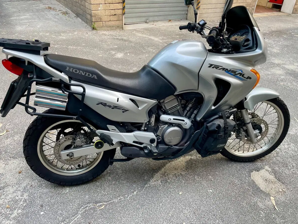 Honda Transalp XL 650V (2000 - 04) (6)