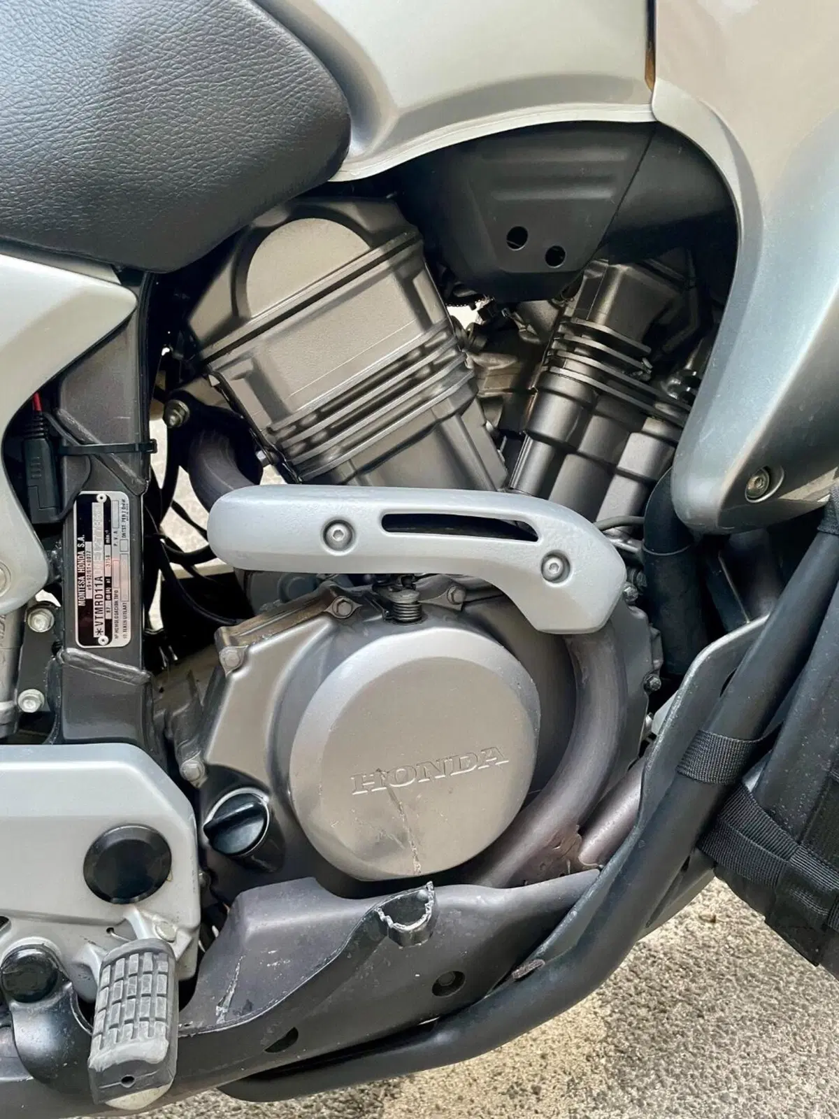 Honda Transalp XL 650V (2000 - 04) (8)