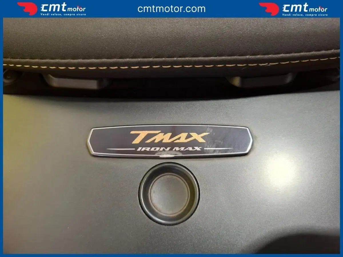 Yamaha T-Max 530 Iron Max (2014 - 17) (5)