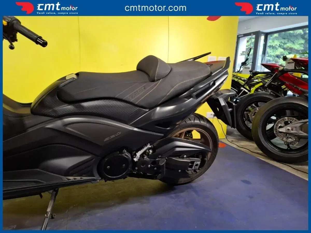Yamaha T-Max 530 Iron Max (2014 - 17) (6)