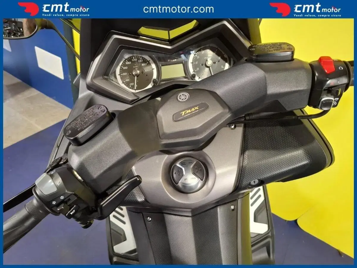 Yamaha T-Max 530 Iron Max (2014 - 17) (10)