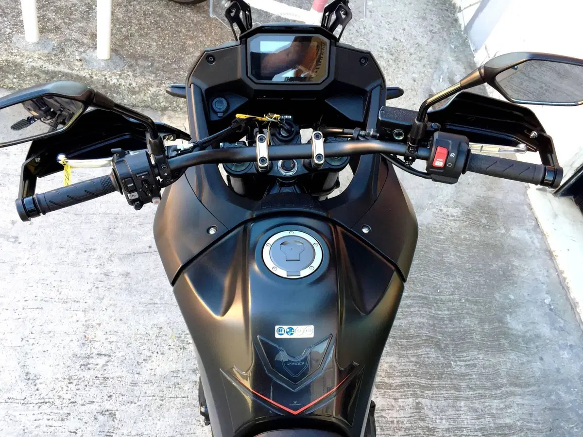 Honda Transalp XL750 (2023 - 24) (10)