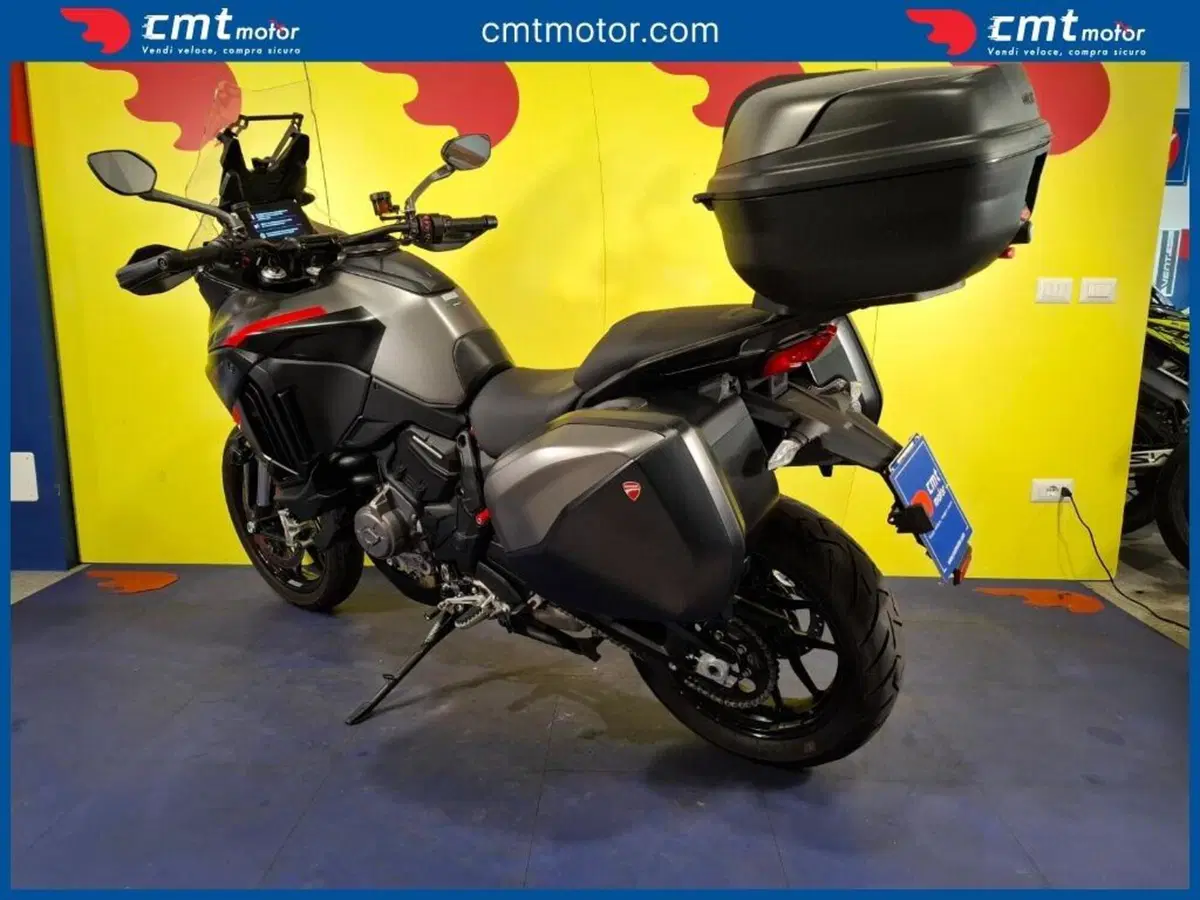Ducati Multistrada V4 S Grand Tour (2024) (9)