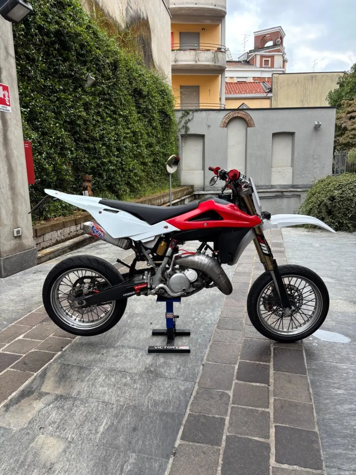 Husqvarna SM 125 (2008)