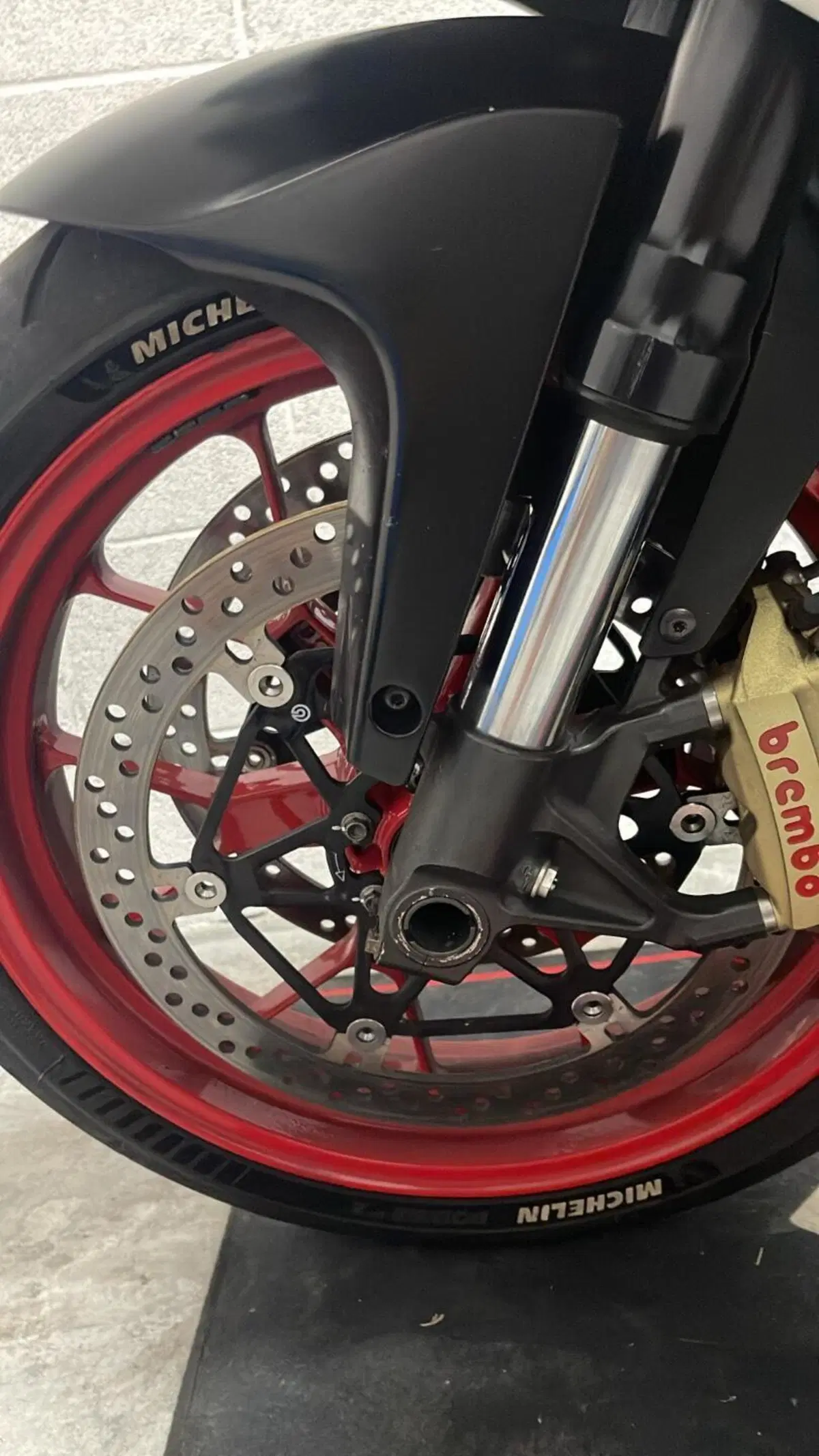 Aprilia RSV4 R (2009 - 12) (7)