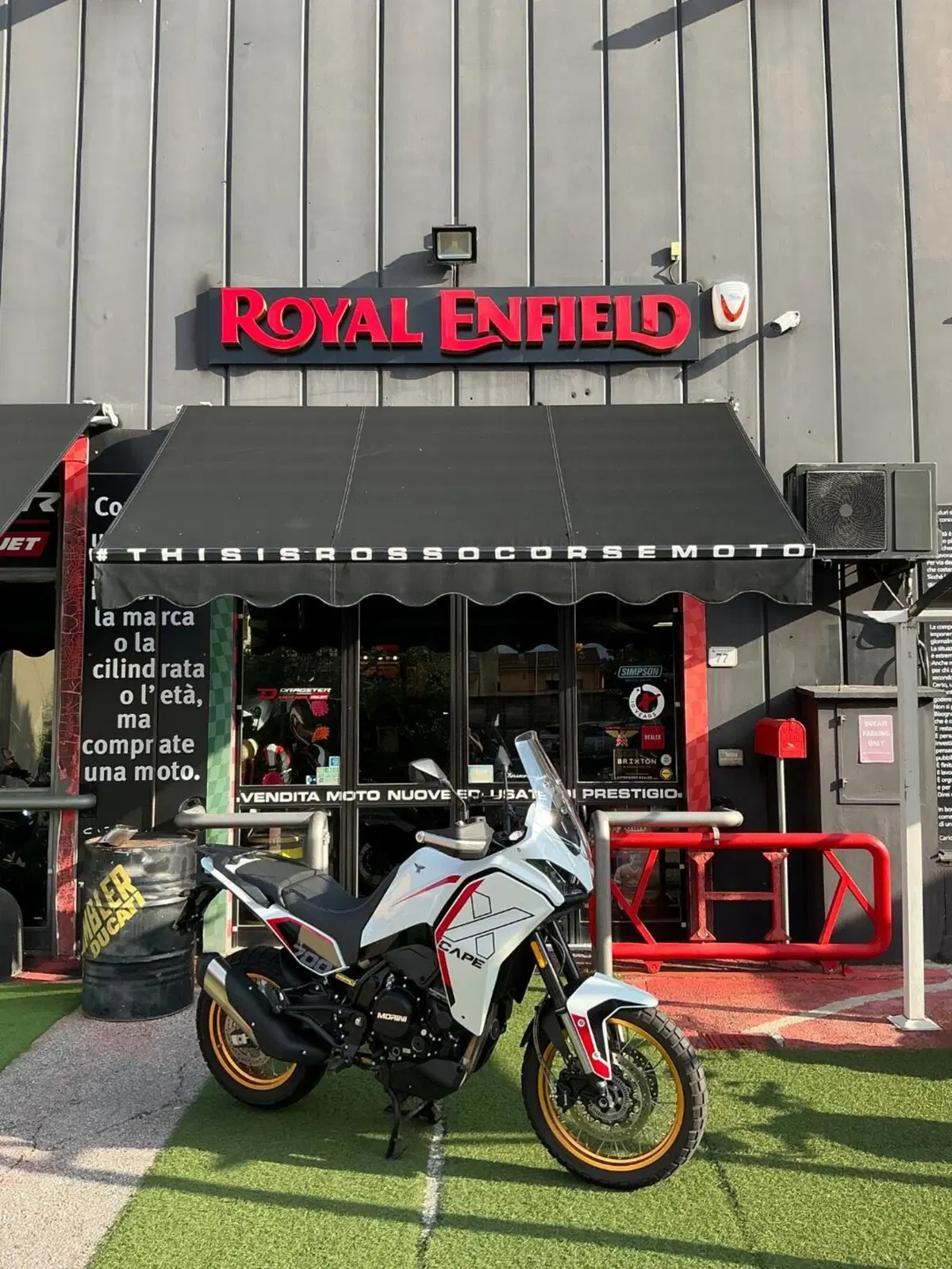 Moto Morini X-Cape 700 Gold Edition (2025 - 26)