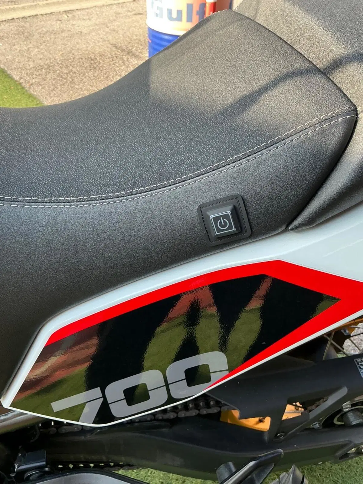 Moto Morini X-Cape 700 Gold Edition (2025 - 26) (12)