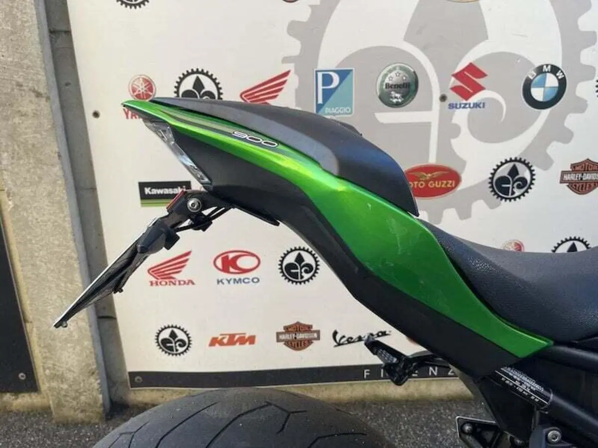 Kawasaki Z 900 (2017 - 18) (4)