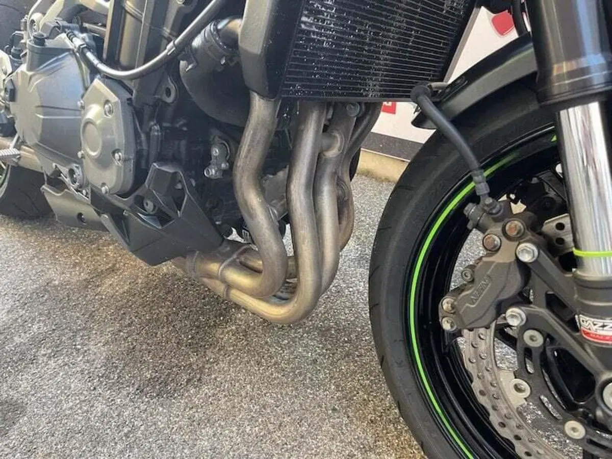 Kawasaki Z 900 (2017 - 18) (18)
