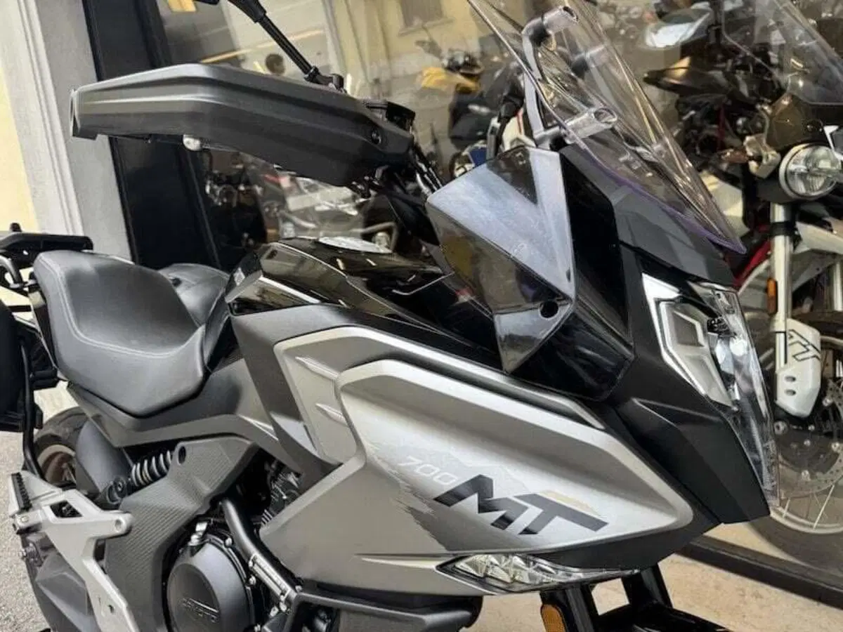 CFMOTO 700MT (2024 - 26) (9)