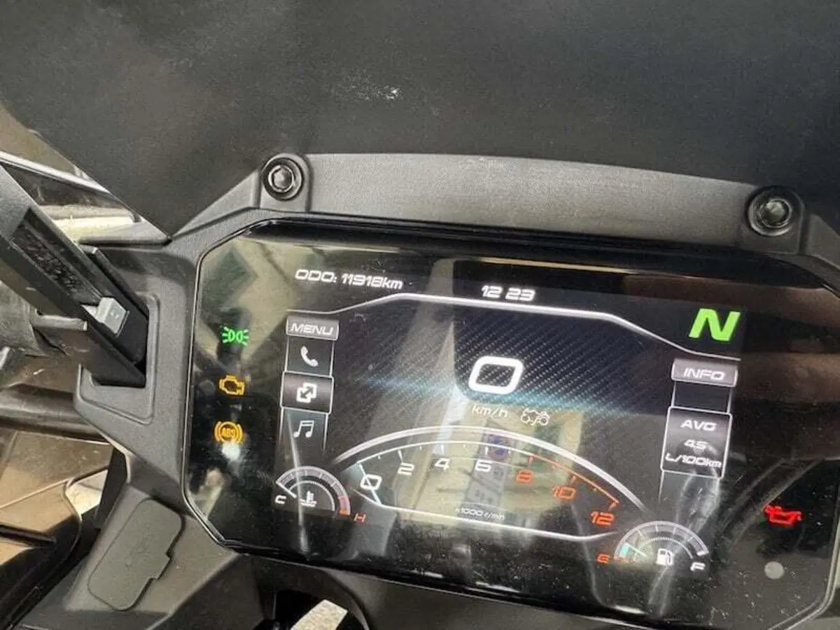 CFMOTO 700MT (2024 - 26) (18)