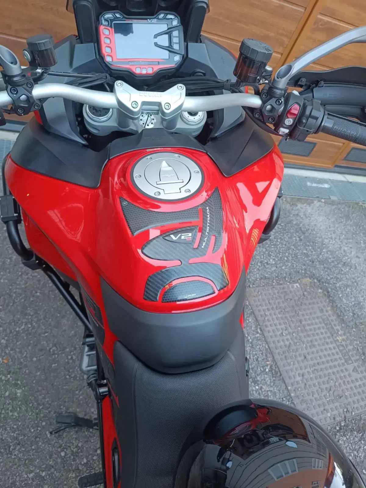 Ducati Multistrada V2 S (2022 - 24) (3)