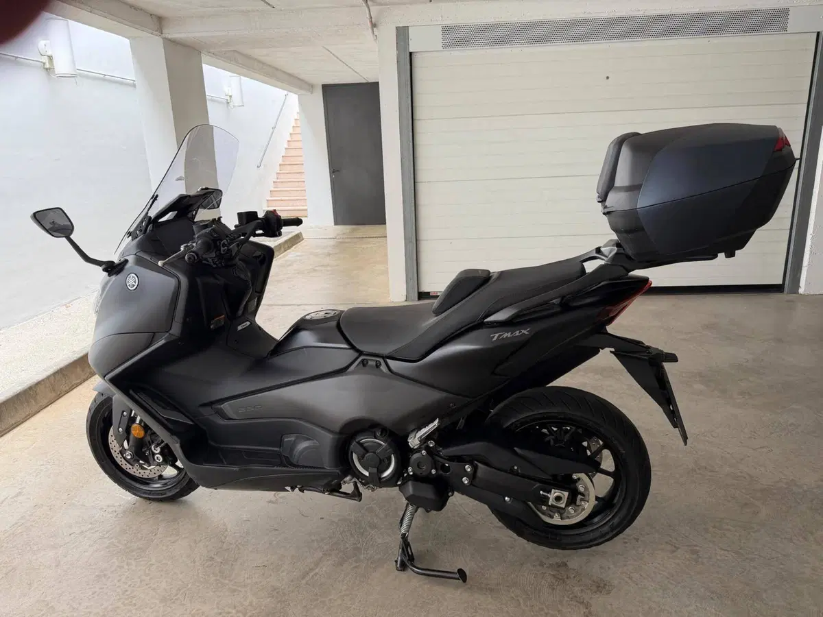 Yamaha T-Max 560 (2022 - 24) (2)