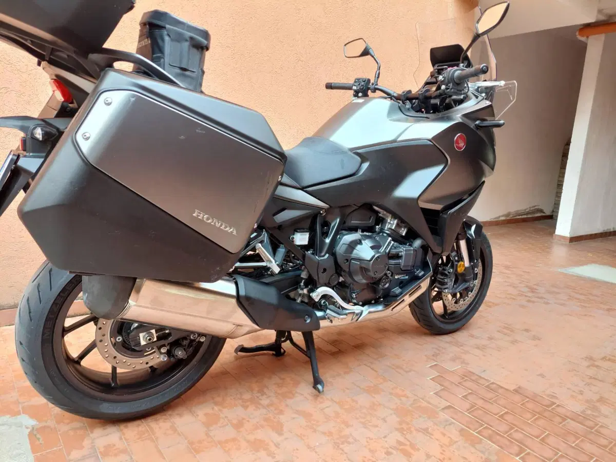 Honda NT 1100 DCT (2022 - 24) (4)