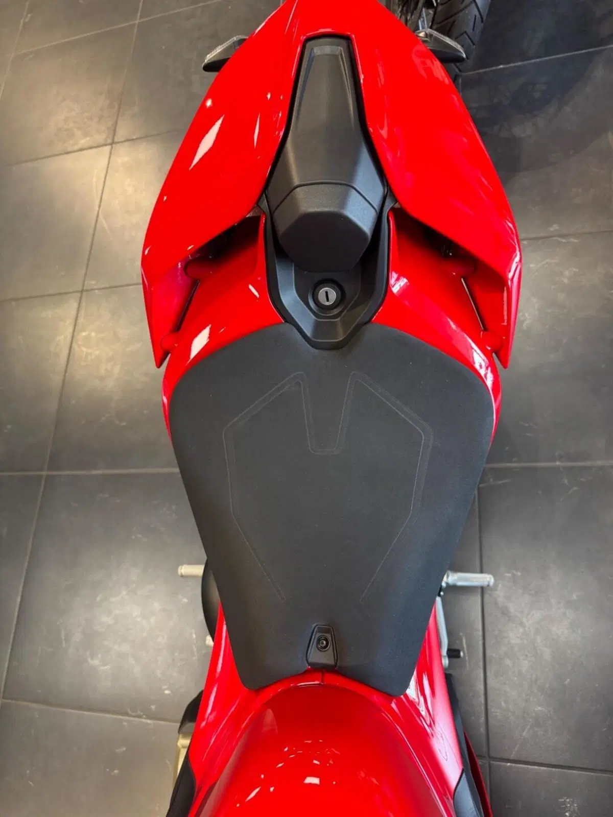 Ducati Panigale V4 S (2025 - 26) (15)