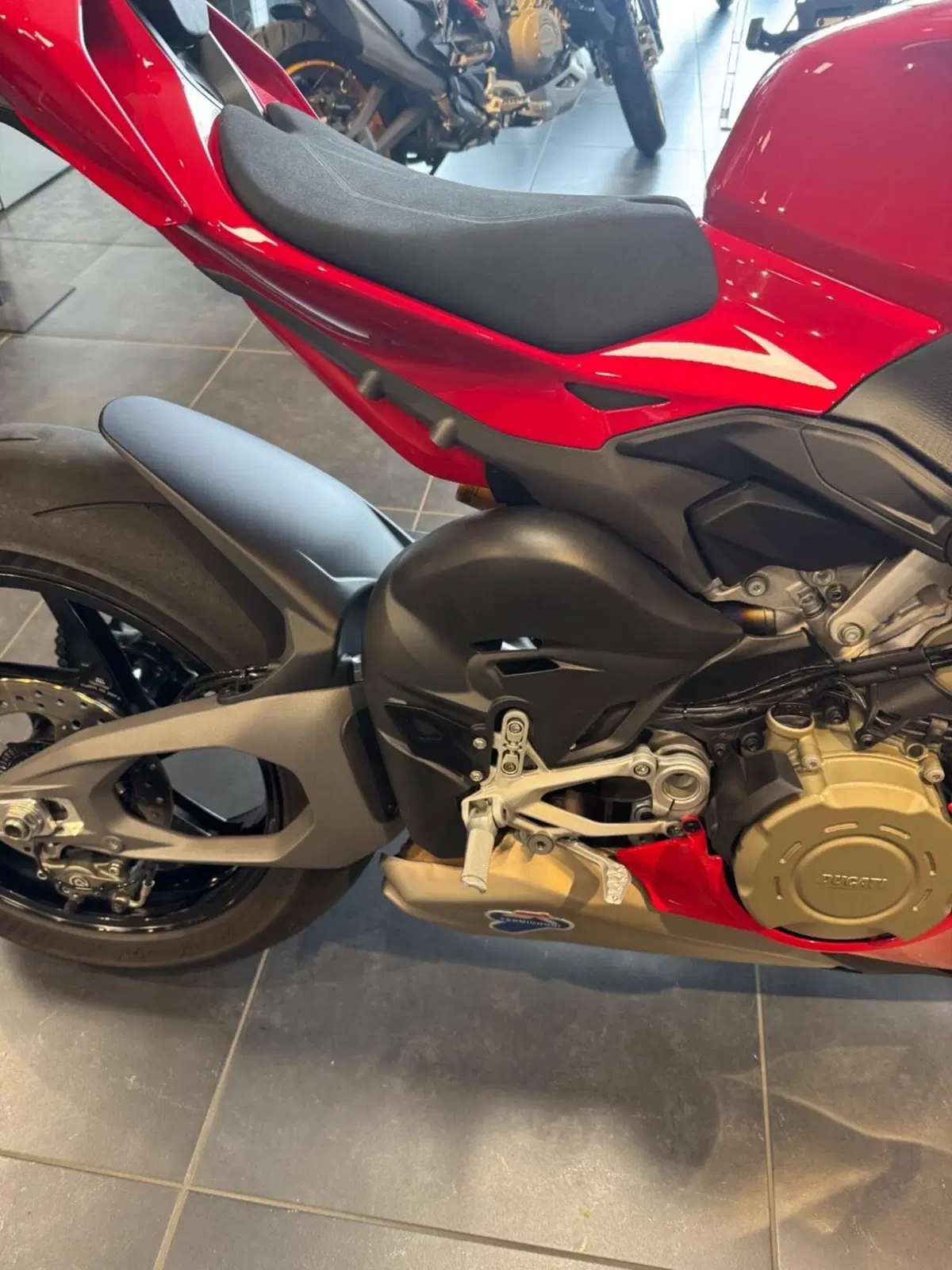 Ducati Panigale V4 S (2025 - 26) (9)