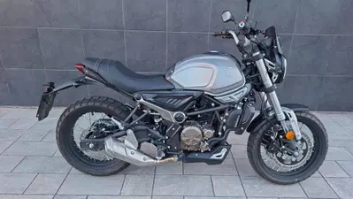 Voge Trofeo 300ACX Scrambler (2021 - 26) usata