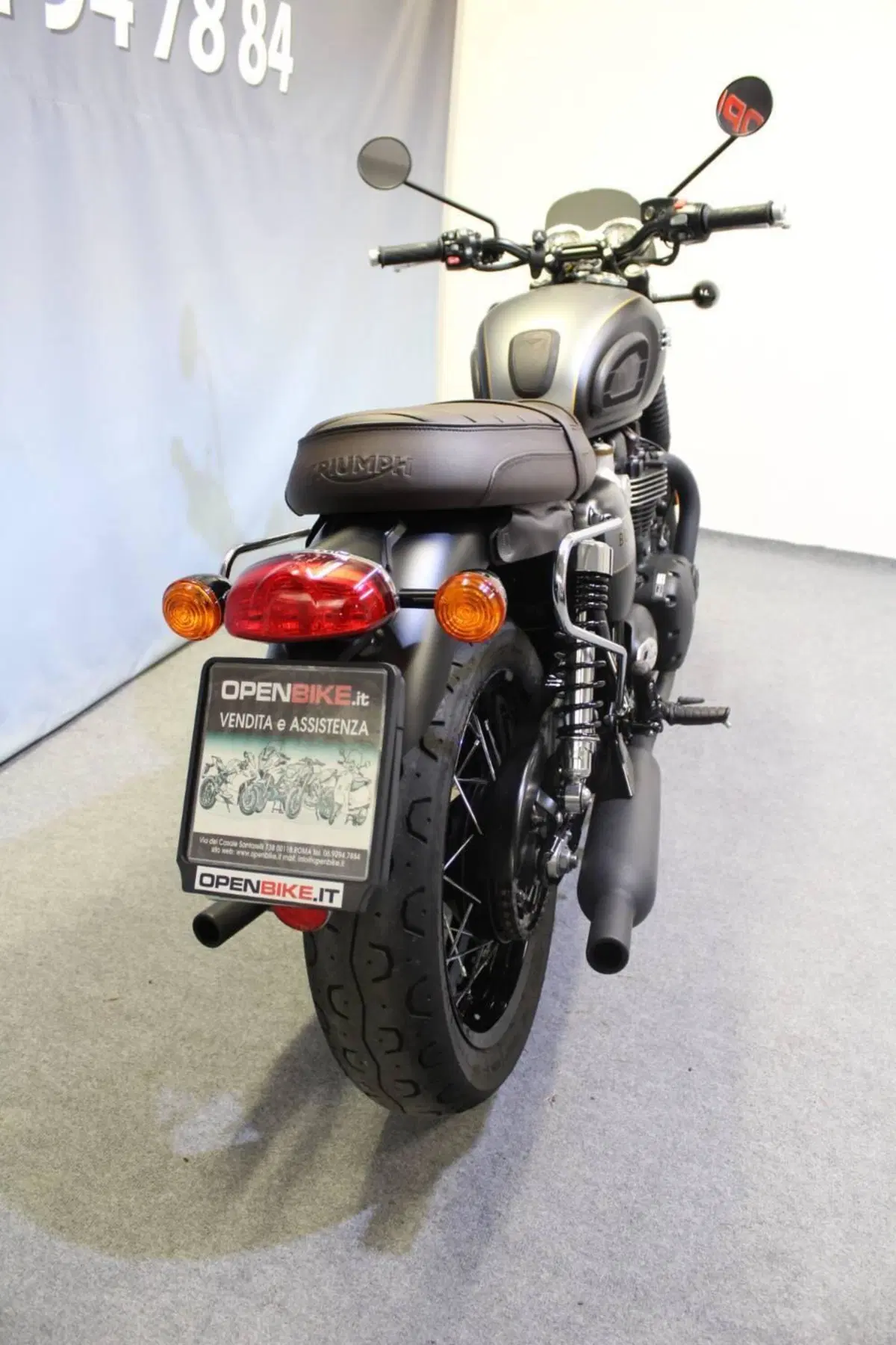 Triumph Bonneville T120 Black (2021 - 25) (7)