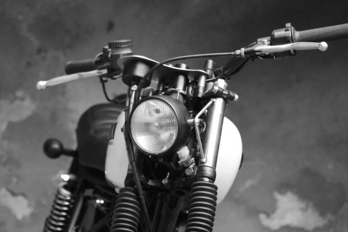 Yamaha Sr 250 (2)