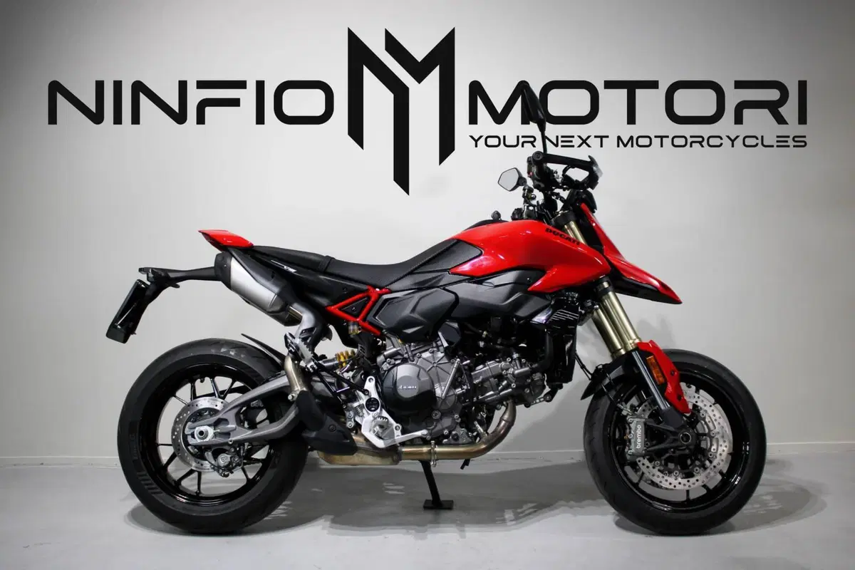 Ducati Hypermotard V2 (2026)