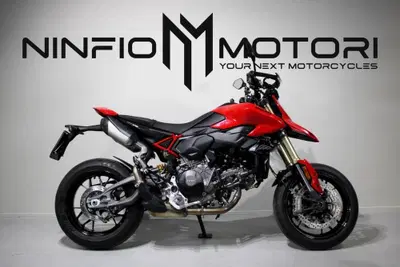 Ducati Hypermotard V2 (2026) usata