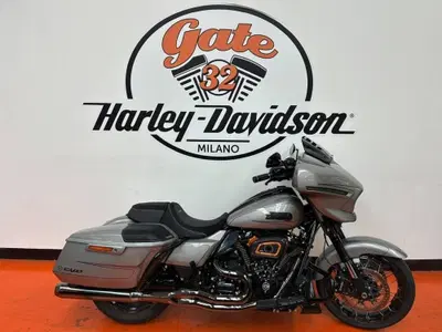Harley-Davidson CVO Street Glide (2023) usata