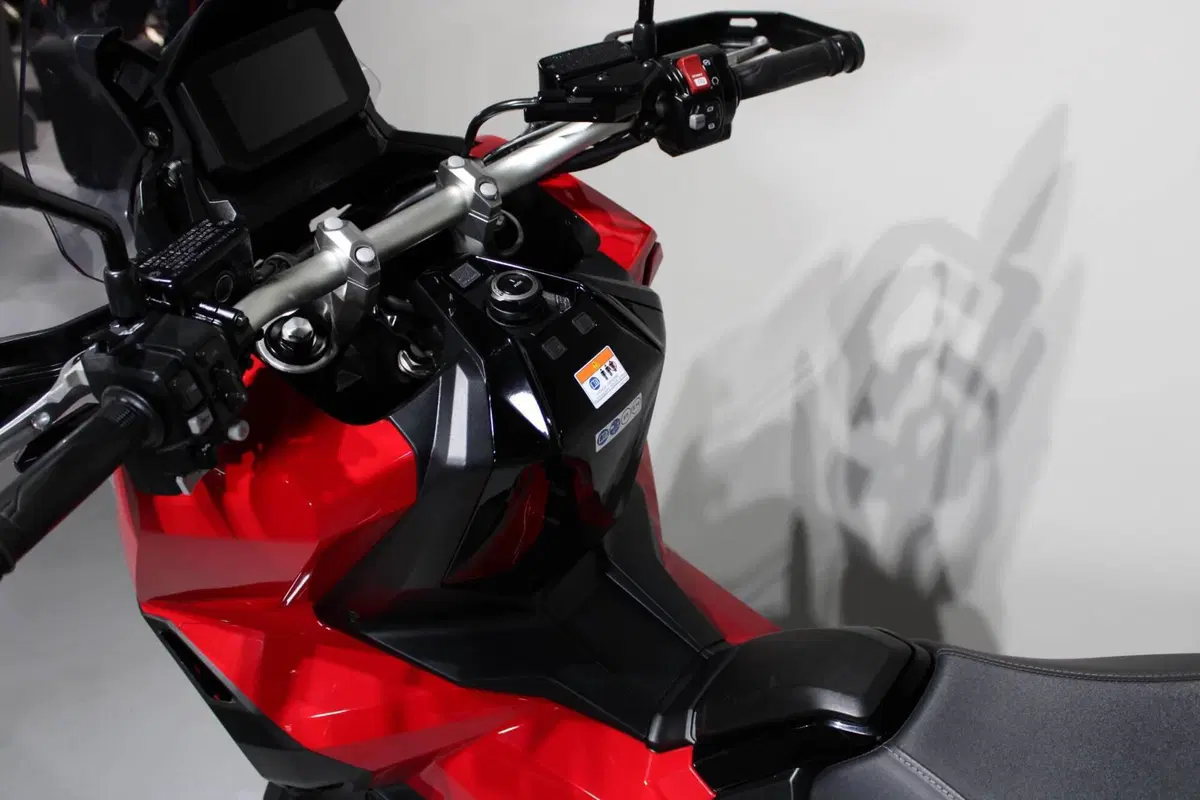 Honda X-ADV 750 DCT (2021 - 24) (5)