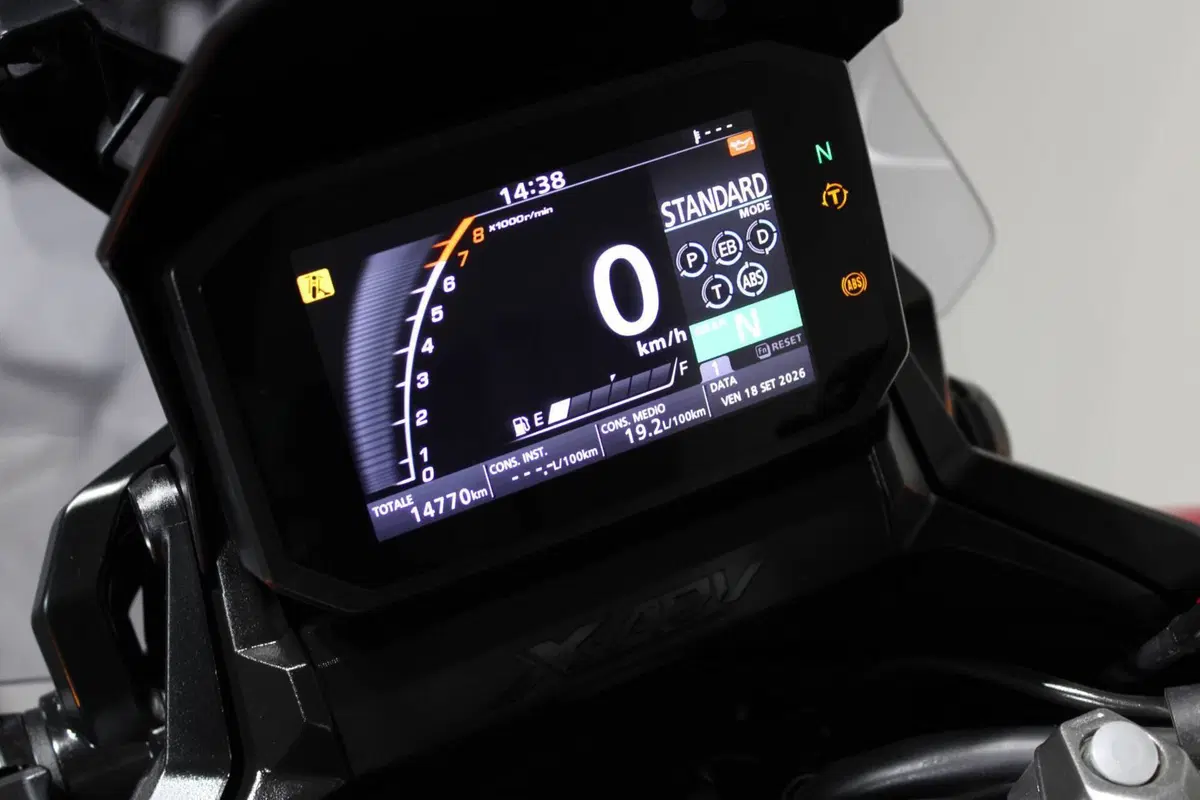 Honda X-ADV 750 DCT (2021 - 24) (6)