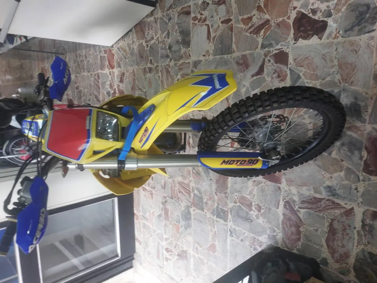 Husaberg FE 550 E (12)