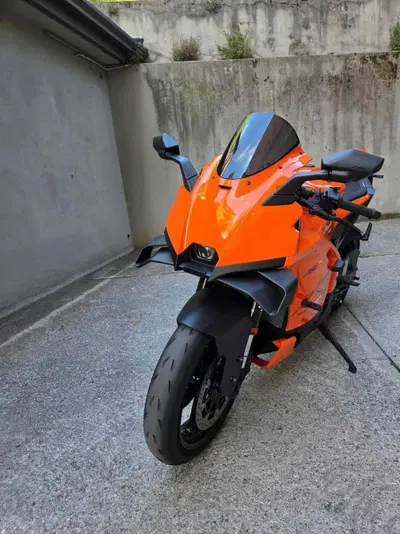 KTM 990 RC R (2026) usata