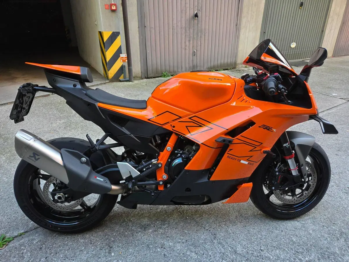 KTM 990 RC R (2026) (2)