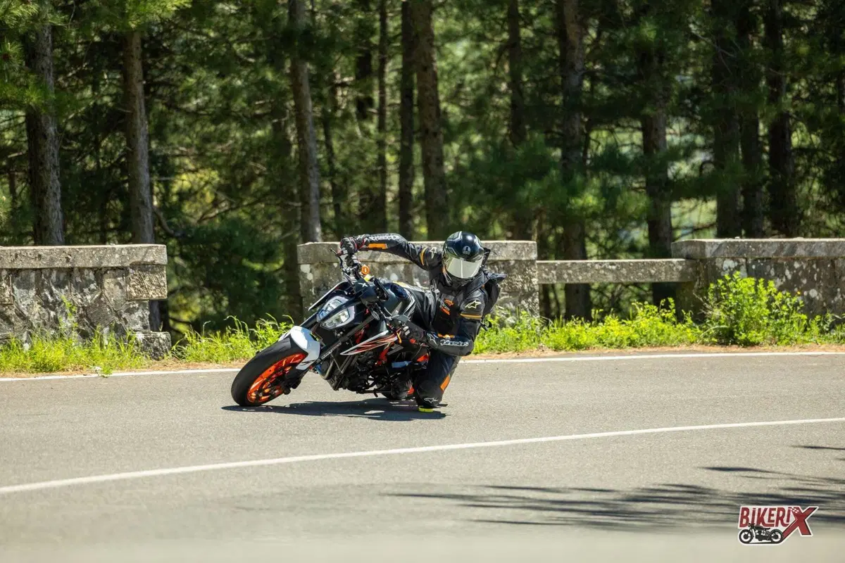 KTM 890 Duke R (2021 - 23) (7)
