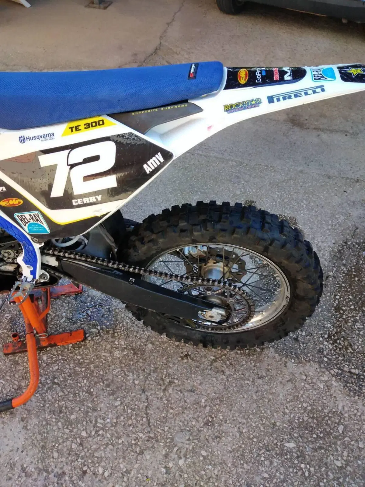 Husqvarna TE 300i (2018) (6)