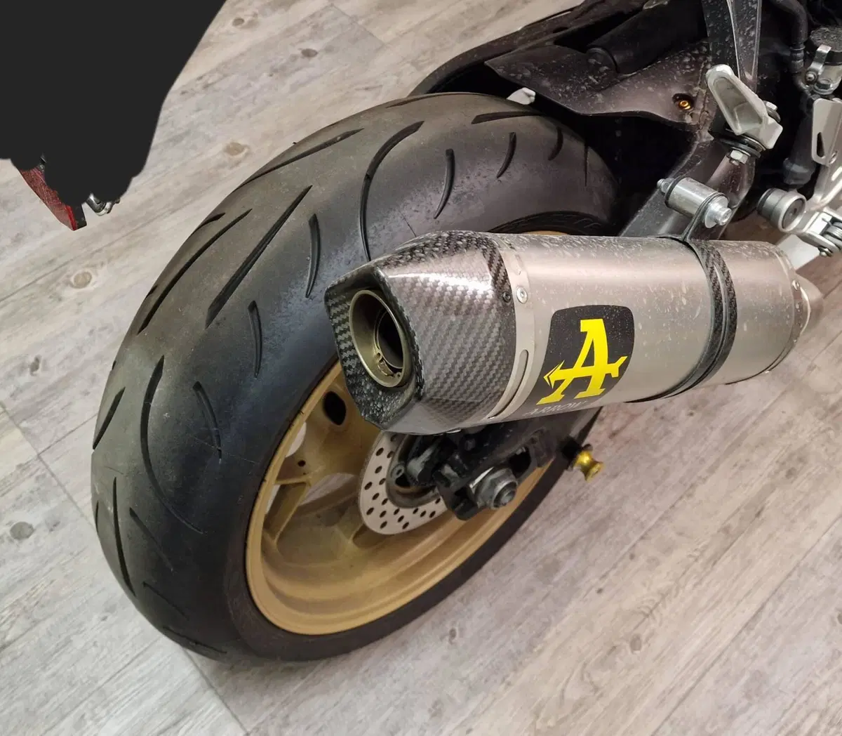 Honda CBR 1000 RR Fireblade (2017 - 19) (2)