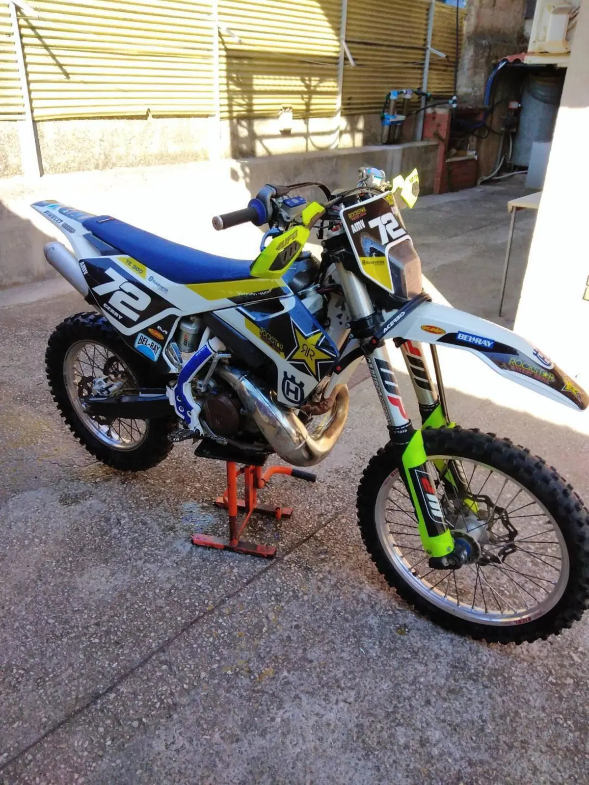 Husqvarna TE 300i (2018) (8)