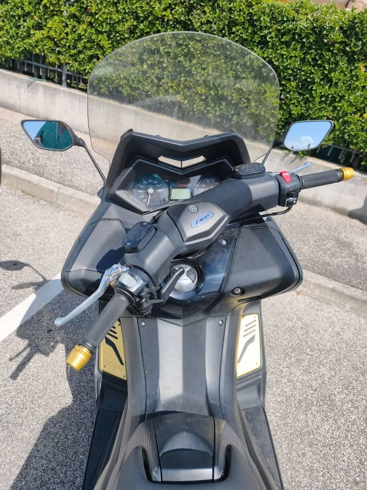 Yamaha T-Max 530 (2015 - 16) (7)