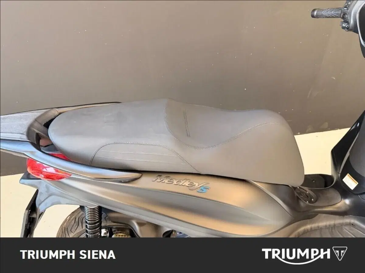 Piaggio Medley 200 (2025 - 26) (5)