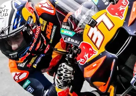 1° Pedro Acosta! 4° Márquez, nei dieci anche Bezzecchi e Martín, Bagnaia tra gli ultimi [CLASSIFICA]