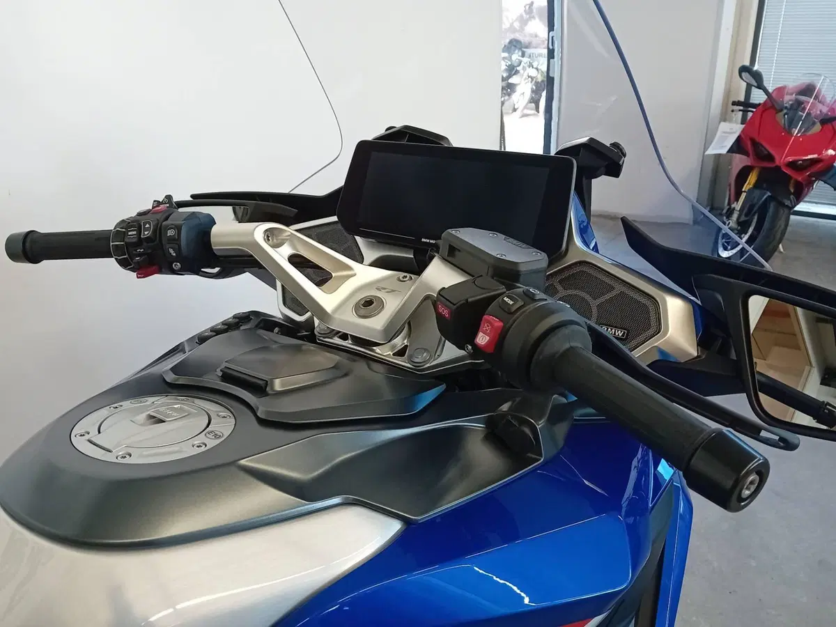 Bmw R 1300 RT (2026) (8)