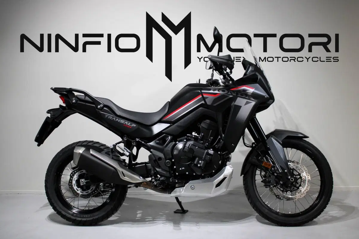 Honda Transalp XL750 (2026)
