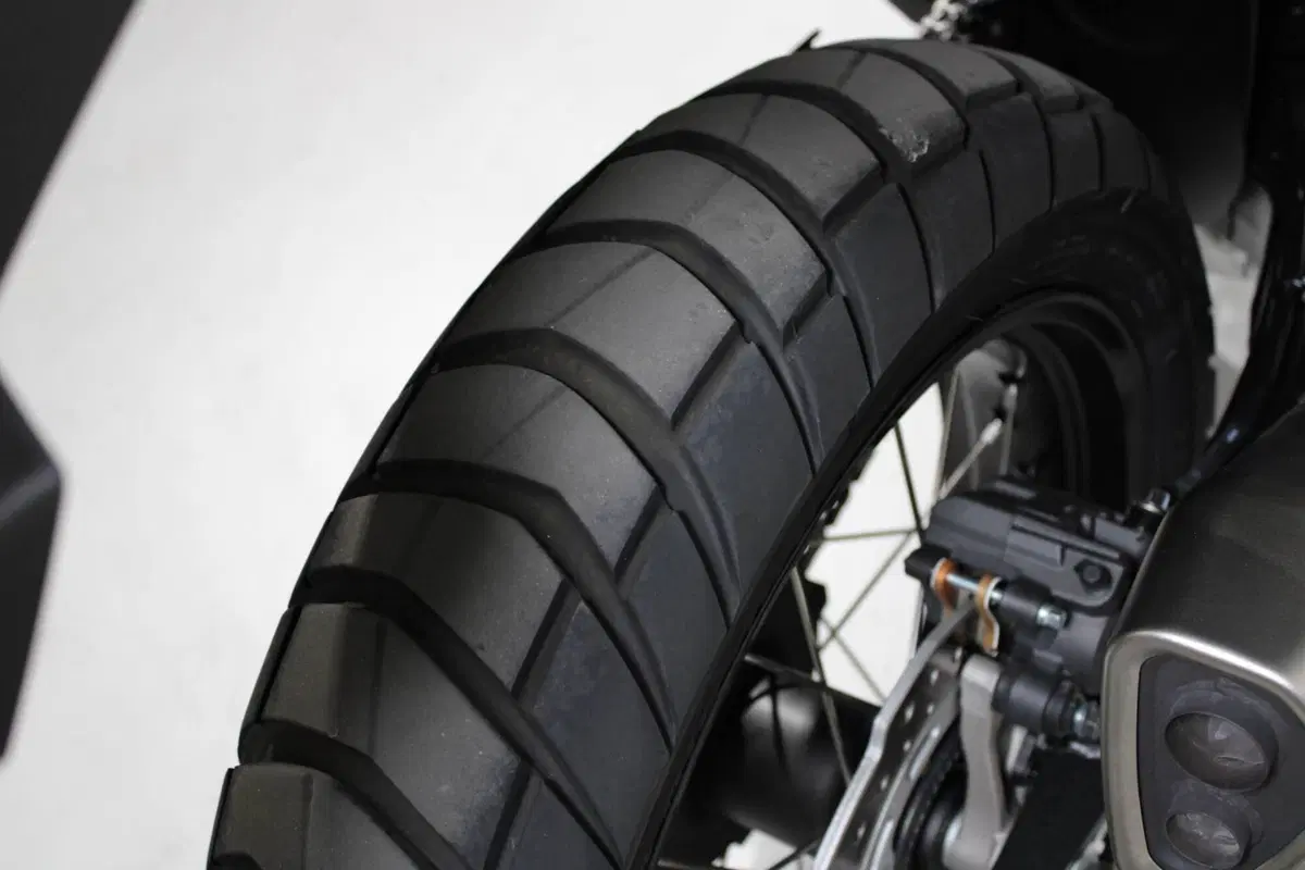 Honda Transalp XL750 (2026) (8)