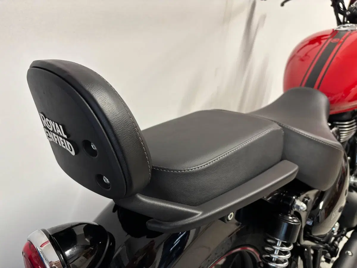 Royal Enfield Meteor 350 (2021 - 26) (3)