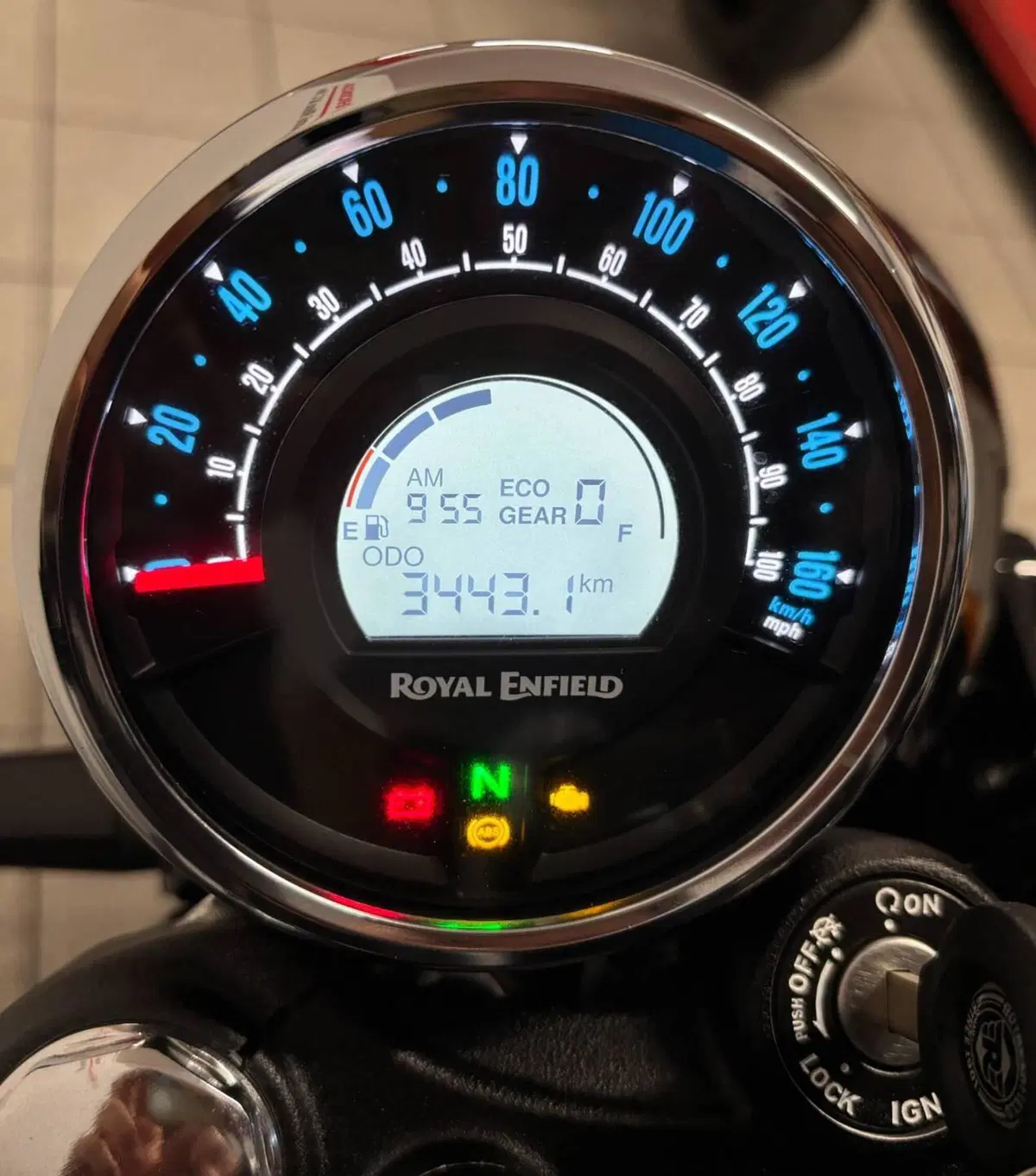 Royal Enfield Meteor 350 (2021 - 26) (4)