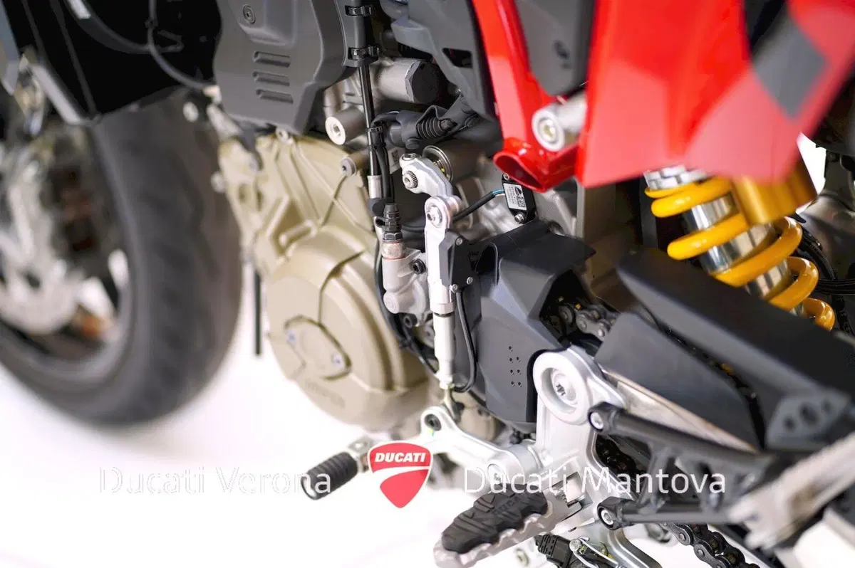 Ducati Hypermotard 698 Mono (2024 - 26) (17)