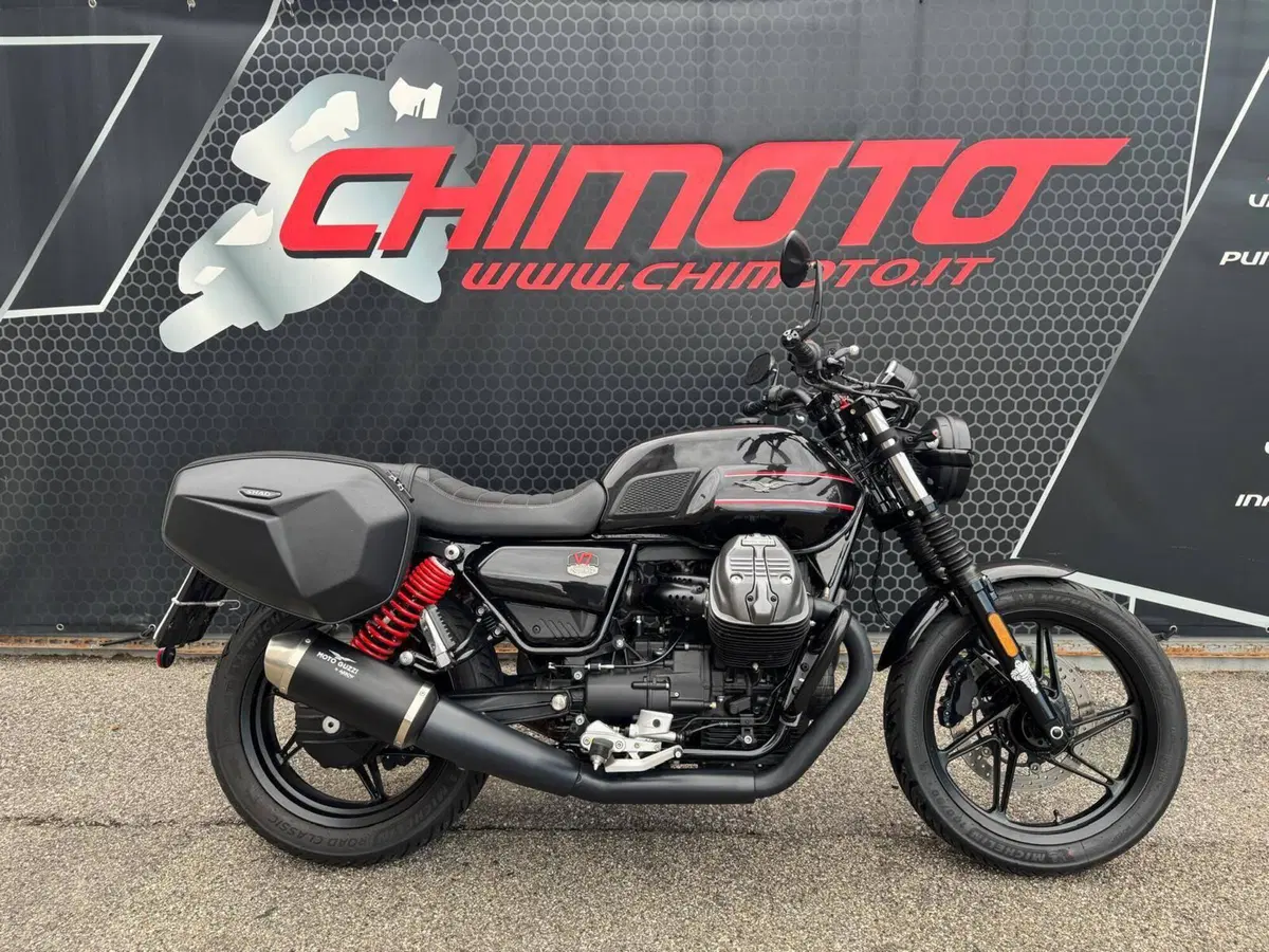 Moto Guzzi V7 Stone Special Edition (2022 - 25)
