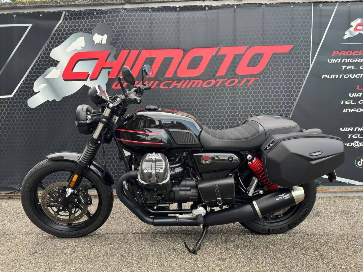 Moto Guzzi V7 Stone Special Edition (2022 - 25) (2)