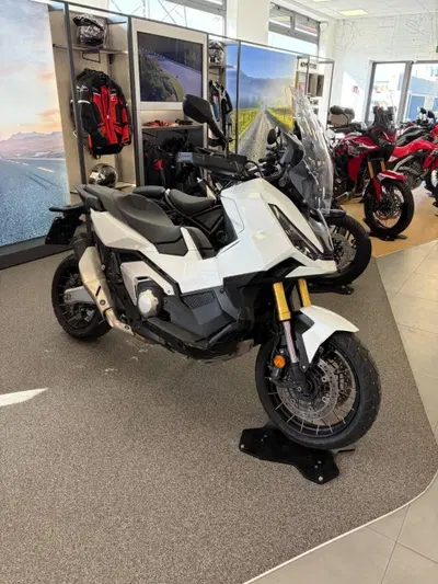 Honda X-ADV 750 (2025 - 27) usata